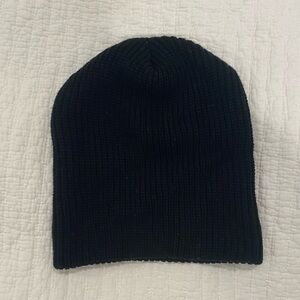 Urban Outfitters Black Beanie
Unisex